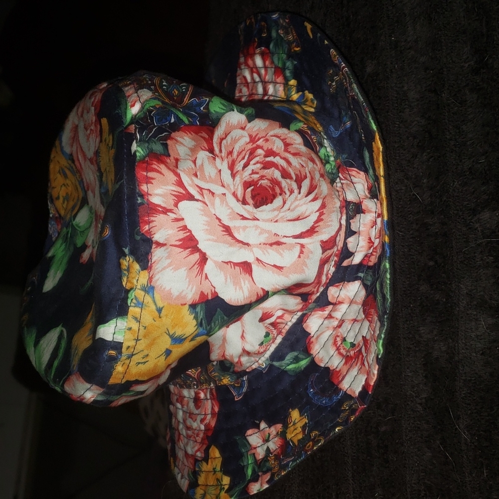 FLORAL HAT